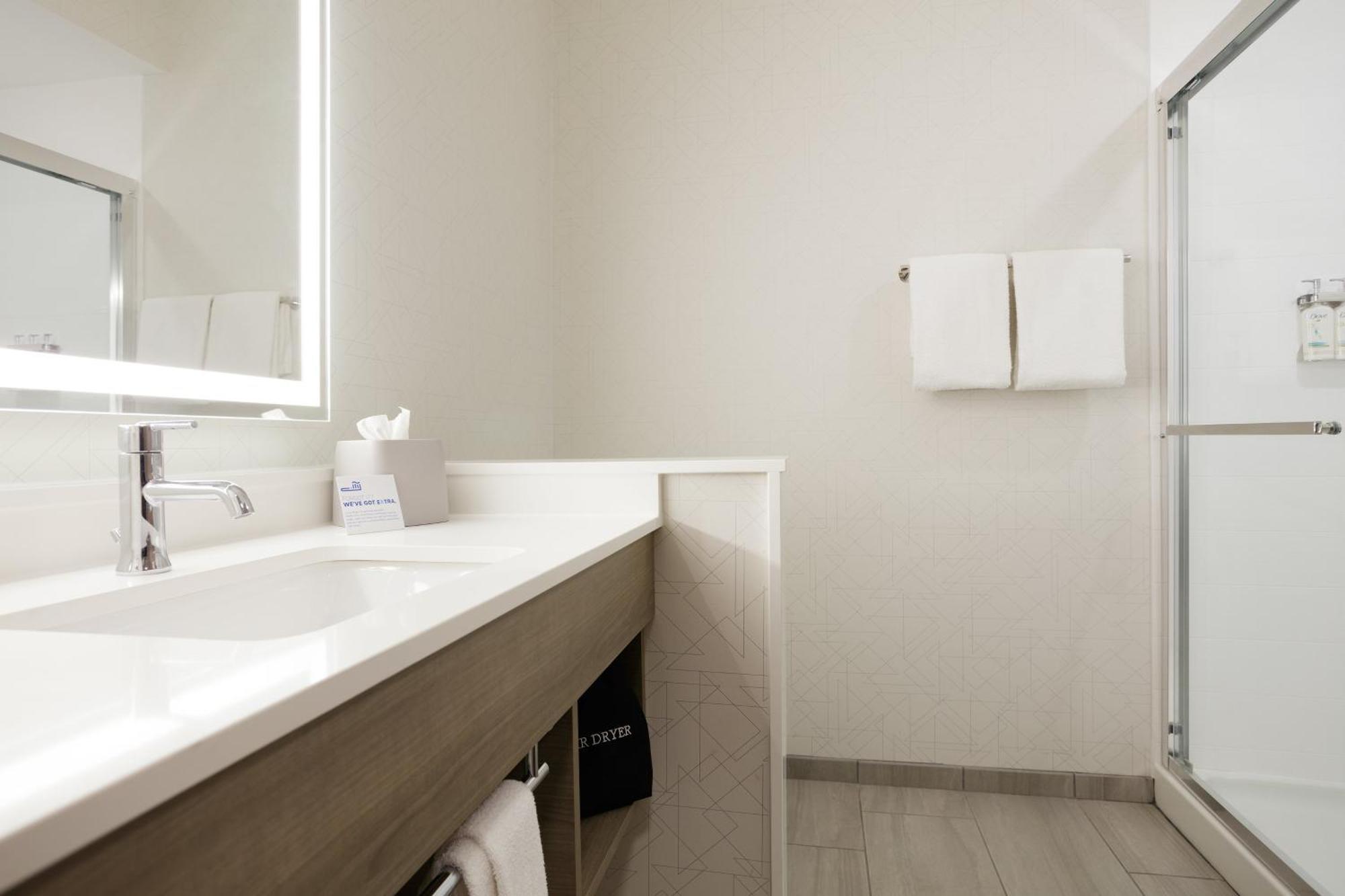 Holiday Inn Express Toledo North By Ihg Kültér fotó