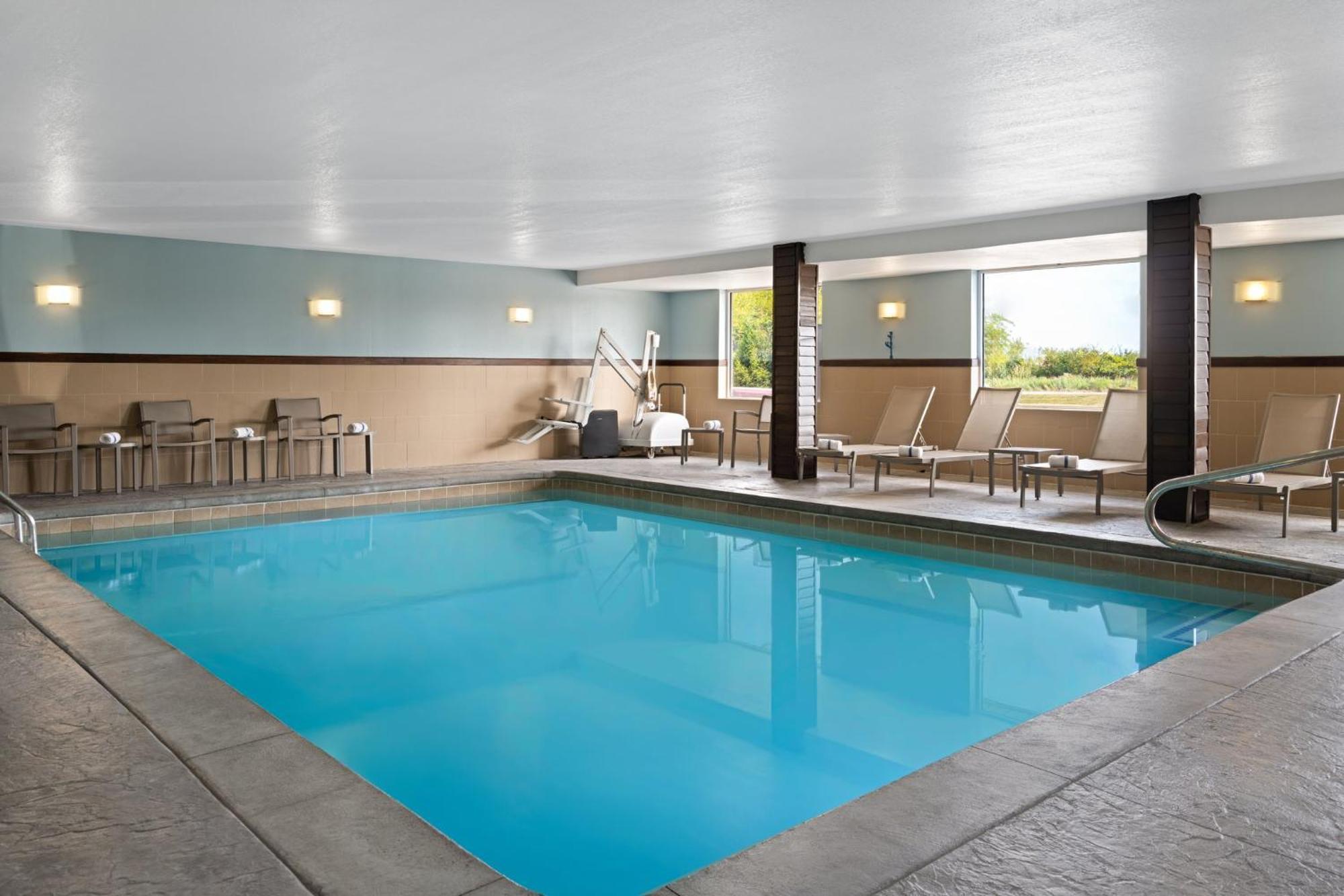 Holiday Inn Express Toledo North By Ihg Kültér fotó