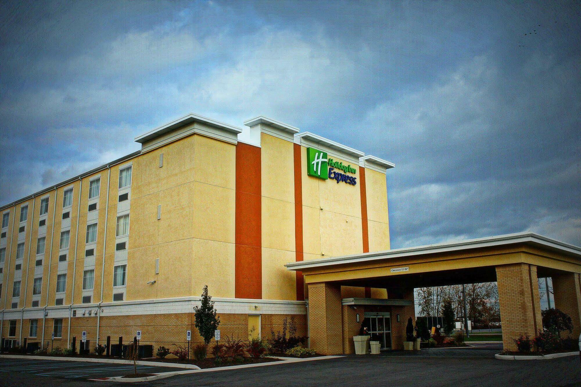 Holiday Inn Express Toledo North By Ihg Kültér fotó